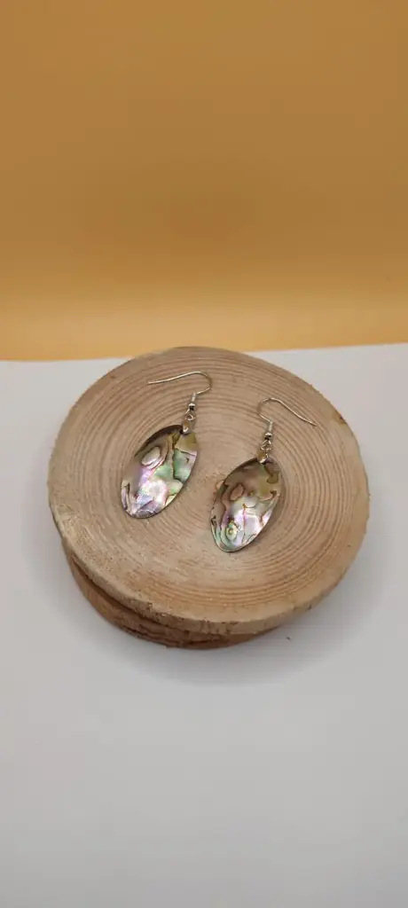 Boucles nacre ovales